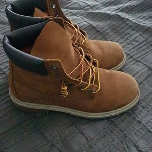 Timberland boots 4.5